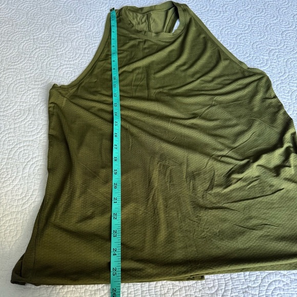 lululemon athletica Olive Muscle Tee - Picture 5 of 7